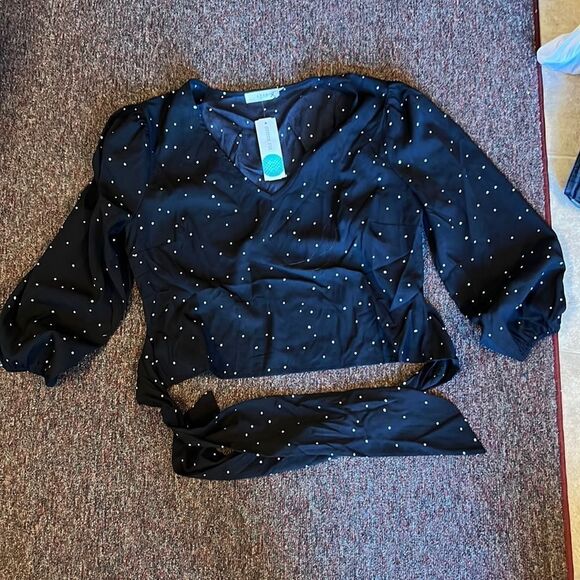 Nwt lush polka dot blouse M - Picture 1 of 7
